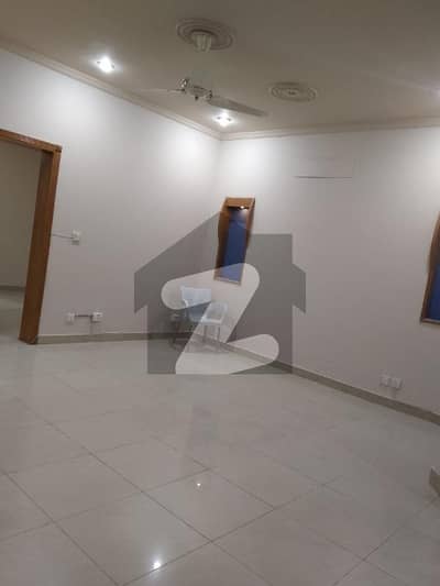 جی ۔ 9/2 جی ۔ 9,اسلام آباد میں 1 کمرے کا 3 مرلہ فلیٹ 55.0 ہزار میں کرایہ پر دستیاب ہے۔