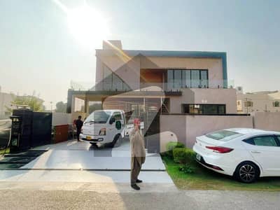 1 KANAL MODERN HOUSE FOR RENT IN DHA PHASE 6