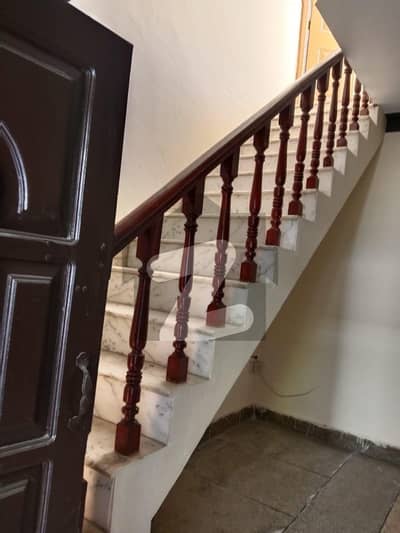 دیگر چکوال میں 4 کمروں کا 10 مرلہ مکان 10 میں برائے فروخت۔