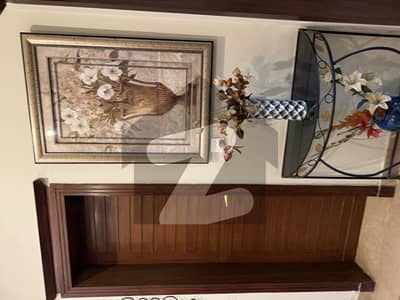 ایف ۔ 11 اسلام آباد میں 7 کمروں کا 2 کنال مکان 8.0 لاکھ میں کرایہ پر دستیاب ہے۔