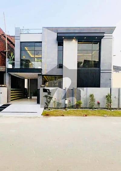 ڈی ایچ اے 9 ٹاؤن ڈیفنس (ڈی ایچ اے),لاہور میں 3 کمروں کا 5 مرلہ مکان 2.12 کروڑ میں برائے فروخت۔ ڈی ایچ اے 9 ٹاؤن ڈیفنس (ڈی ایچ اے),لاہور میں 3 کمروں کا 5 مرلہ مکان 2.12 کروڑ میں برائے فروخت۔