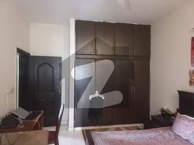 12 Marla Beautiful House For Sale.