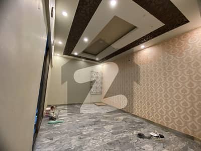 3 Bed D/D Renovated West Open 3rd Floor Flat For Rent In Shumail Heaven