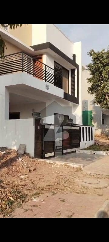 Bahria Enclave Islambad sector H 5marla house available for sale