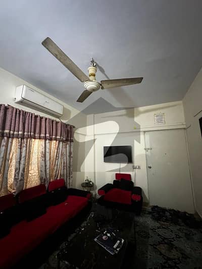 گلستانِِ جوہر ۔ بلاک 16 گلستانِ جوہر,کراچی میں 2 کمروں کا 2 کنال فلیٹ 1.25 کروڑ میں برائے فروخت۔