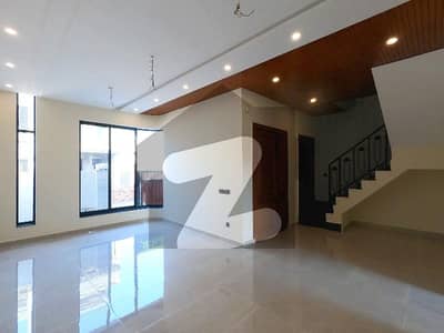 جوبلی ٹاؤن لاہور میں 2 کمروں کا 7 مرلہ زیریں پورشن 65.0 ہزار میں کرایہ پر دستیاب ہے۔