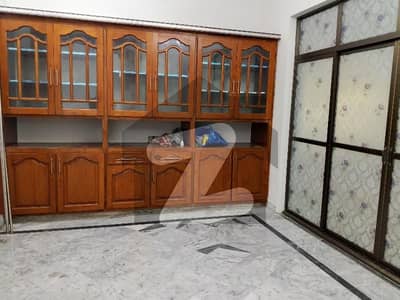 جی ۔ 10/2 جی ۔ 10,اسلام آباد میں 6 کمروں کا 1 کنال مکان 4.3 لاکھ میں کرایہ پر دستیاب ہے۔