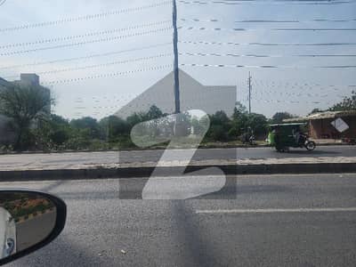 ڈیفینس روڈ لاہور میں 3 کنال کمرشل پلاٹ 20.0 کروڑ میں برائے فروخت۔