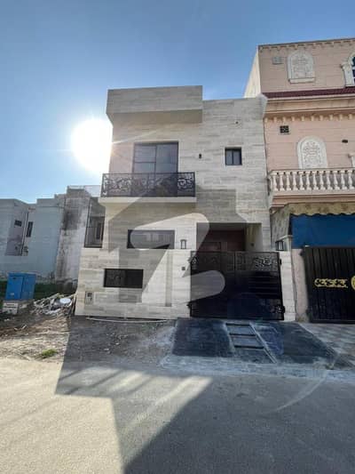 3 Marla Beautiful House for Sell in Al Kabir Town Near Ring Road Lahore