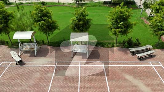 زی گارڈن کینال ایکسپریس,فیصل آباد میں 10 مرلہ رہائشی پلاٹ 1.2 کروڑ میں برائے فروخت۔