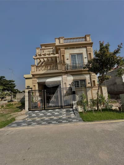 پارک ویو سٹی لاہور میں 4 کمروں کا 5 مرلہ مکان 2.25 کروڑ میں برائے فروخت۔