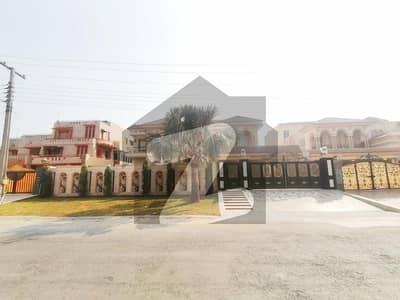 Main Double Road 1 Kanal House In Stunning Valencia - Block G Is Available For sale