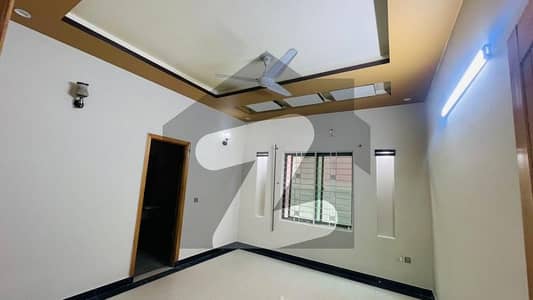 10 marla Full hous available for rent wapda Town ph1 block E2