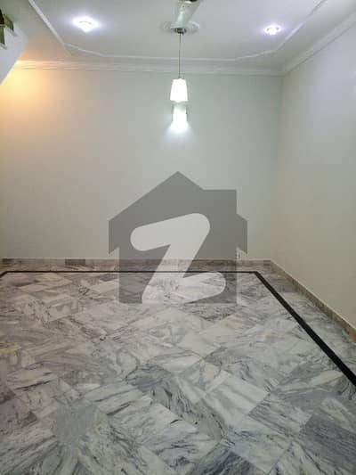 ای ۔ 11 اسلام آباد میں 2 کمروں کا 11 مرلہ زیریں پورشن 75.0 ہزار میں کرایہ پر دستیاب ہے۔