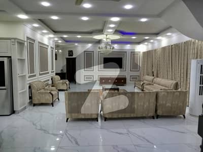 این ایف سی 1 لاہور میں 5 کمروں کا 2 کنال مکان 11.0 کروڑ میں برائے فروخت۔