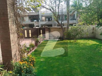 1 kanal Owner Build Double Storey House For Sale In Johar Town Phase 1