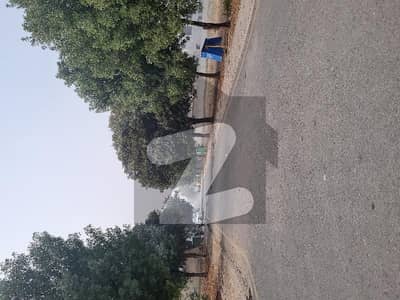 بحریہ ٹاؤن اقبال بلاک بحریہ ٹاؤن سیکٹر ای,بحریہ ٹاؤن,لاہور میں 5 مرلہ کمرشل پلاٹ 6.85 کروڑ میں برائے فروخت۔