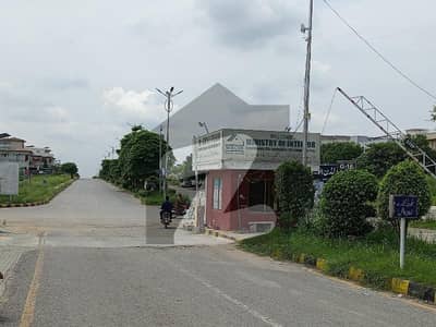 In G-16/3 Residential Plot Sized 3200 Square Feet For Sale