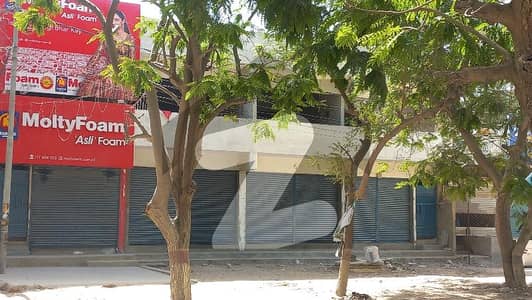 BIG SIZE SHOPS MAIN COMERCIAL HUB SECTOR Z 150FIT ROAD BEST FOR FOOD CHAIN , RESTAURANT ,BRAND SHOWROOM