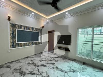 5 Marla Brand New Italian Design Triple Storey House for Sale