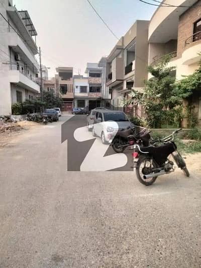 Sir Syed Society 240 Square Yards