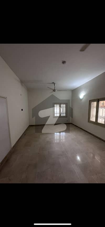 گلشنِ اقبال - بلاک 5 گلشنِ اقبال,گلشنِ اقبال ٹاؤن,کراچی میں 3 کمروں کا 16 مرلہ زیریں پورشن 1.5 لاکھ میں کرایہ پر دستیاب ہے۔