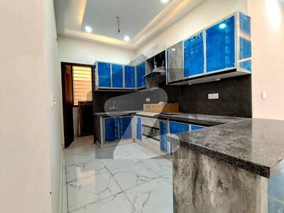 سیکٹر 32 ۔ پنجابی سوداگر سٹی پیز 1 سکیم 33 - سیکٹر 32,سکیم 33,کراچی میں 4 کمروں کا 5 مرلہ مکان 75.0 ہزار میں کرایہ پر دستیاب ہے۔