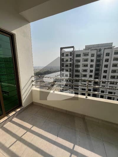 for sale apartment ninth floor 4 bedrooms measuring 2900 sft located sector s, askari x, lhr.