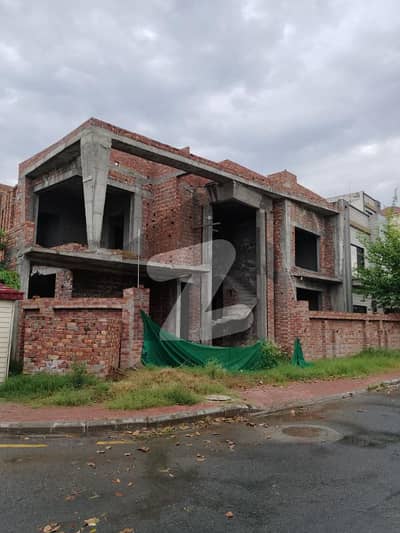 بحریہ ٹاؤن جناح بلاک بحریہ ٹاؤن سیکٹر ای,بحریہ ٹاؤن,لاہور میں 5 کمروں کا 12 مرلہ مکان 2.7 کروڑ میں برائے فروخت۔ بحریہ ٹاؤن جناح بلاک بحریہ ٹاؤن سیکٹر ای,بحریہ ٹاؤن,لاہور میں 5 کمروں کا 12 مرلہ مکان 2.7 کروڑ میں برائے فروخت۔