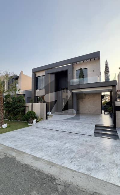 1 kanal ultra modern house for sale