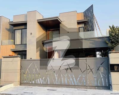 سٹی ہاؤسنگ سرگودھا روڈ سٹی ہاؤسنگ,فیصل آباد میں 6 کمروں کا 2 کنال مکان 17.0 کروڑ میں برائے فروخت۔