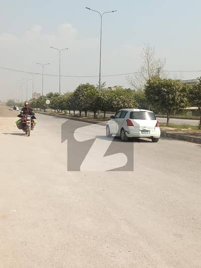 Park Enclave ( Phase 3 ) 5 Marla Plot Available School College Park Masjid All Facilities Of Life