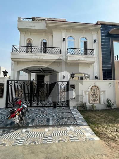 ڈی ایچ اے 11 رہبر فیز 2 ڈی ایچ اے 11 رہبر,لاہور میں 3 کمروں کا 5 مرلہ مکان 2.2 کروڑ میں برائے فروخت۔