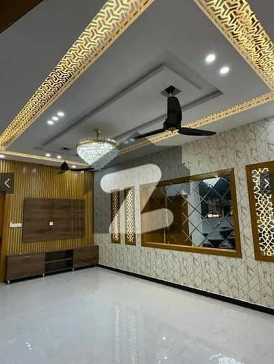 نیول اینکریج اسلام آباد میں 3 کمروں کا 1 کنال زیریں پورشن 90.0 ہزار میں کرایہ پر دستیاب ہے۔