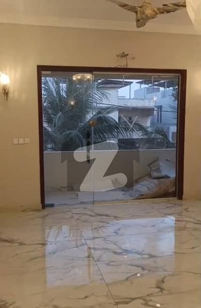 ڈی ایچ اے فیز 8 - زون اے ڈی ایچ اے فیز 8,ڈی ایچ اے ڈیفینس,کراچی میں 3 کمروں کا 1 کنال بالائی پورشن 3.5 لاکھ میں کرایہ پر دستیاب ہے۔