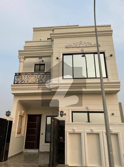 اتحاد ٹاؤن فیز 1 - رائل انکلیو اتحاد ٹاؤن فیز ١,اتحاد ٹاؤن,رائیونڈ روڈ,لاہور میں 3 مرلہ مکان 1.95 کروڑ میں برائے فروخت۔