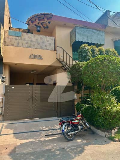 واپڈا ٹاؤن فیز 1 واپڈا ٹاؤن,لاہور میں 3 کمروں کا 5 مرلہ مکان 2.4 کروڑ میں برائے فروخت۔