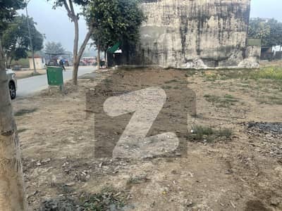 نیو لاہور سٹی ۔ فیز 2 نیو لاهور سٹی,لاہور میں 5 مرلہ فلیٹ 60.0 لاکھ میں برائے فروخت۔ نیو لاہور سٹی ۔ فیز 2 نیو لاهور سٹی,لاہور میں 5 مرلہ فلیٹ 60.0 لاکھ میں برائے فروخت۔