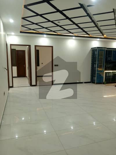 گلشنِ اقبال - بلاک 5 گلشنِ اقبال,گلشنِ اقبال ٹاؤن,کراچی میں 5 کمروں کا 16 مرلہ دفتر 2.1 لاکھ میں کرایہ پر دستیاب ہے۔