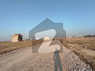 40x80 14 Marla Street 108 plot for Sale G-14/3