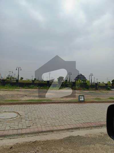 بحریہ ایجوکیشن اینڈ میڈیکل سٹی لاہور میں 5 مرلہ رہائشی پلاٹ 23.5 لاکھ میں برائے فروخت۔