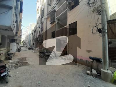60 Square Yards Flat In Allahwala Town - Sector 31-G