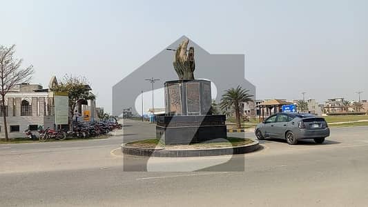 Buy A 20 Marla Residential Plot For sale In Model City 2