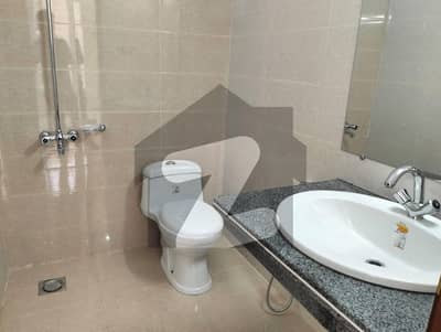 جی ۔ 13 اسلام آباد میں 7 کمروں کا 1 کنال مکان 3.3 لاکھ میں کرایہ پر دستیاب ہے۔