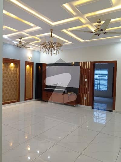 14 Marla 1st Floor Available For Rent In G 13/3