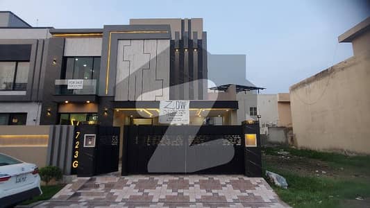 Ultra Modern Design 10 Marla House For Sale