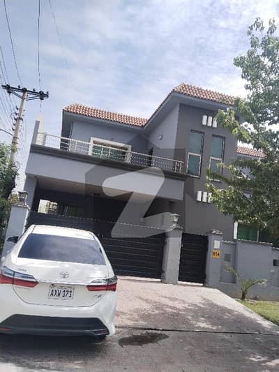 4 Bed Room House Available For Sale in Askari 11 Lahore 4 Bed Room House Available For Sale in Askari 11 Lahore