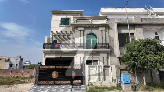 Book House Today In Dream Gardens