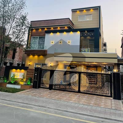 10 Marla Residential House For Sale In Rafi Block , Nearby Commercial Market, School, Mosque and Health Care Canter 10 Marla Residential House For Sale In Rafi Block , Nearby Commercial Market, School, Mosque and Health Care Canter