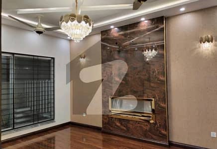 10-Marla House For Sale Tulip Block Bahria Town Lahore 10-Marla House For Sale Tulip Block Bahria Town Lahore